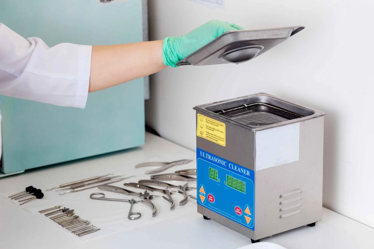 Ultrasonic cleaner and instruments